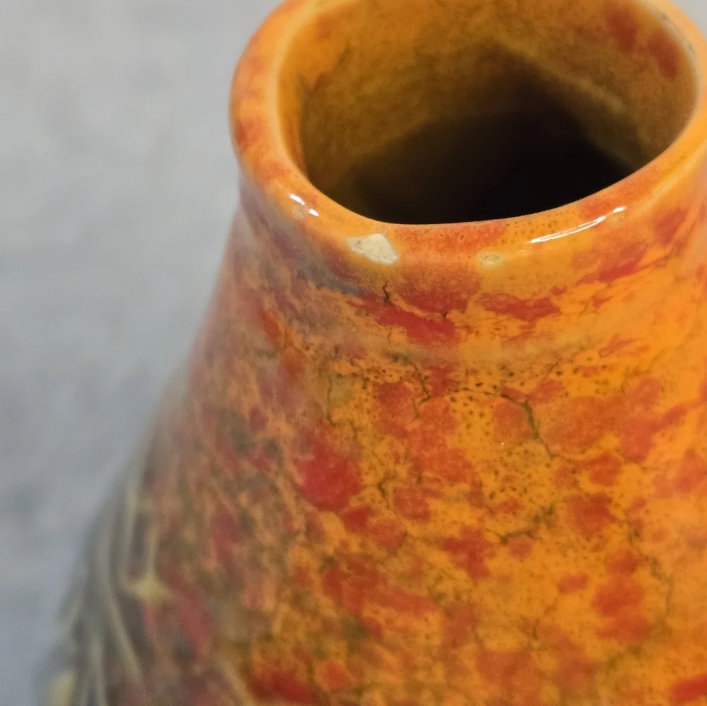 Artisan‎ Handmade Small Ceramic Crackle Glaze Bud Vase Scalloped Detail